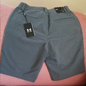 Under Armour Men's Gray Shorts